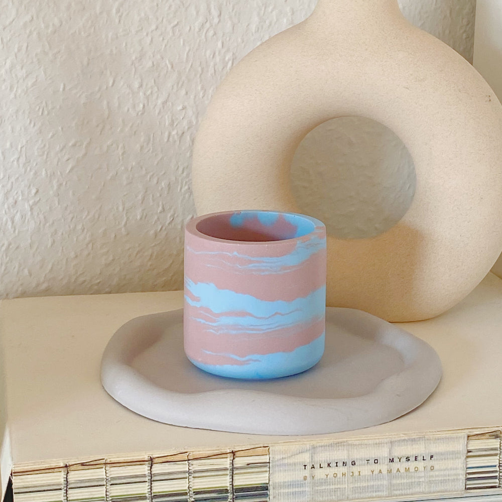 
                      
                        refillable scented candle - 03 ocean blue
                      
                    