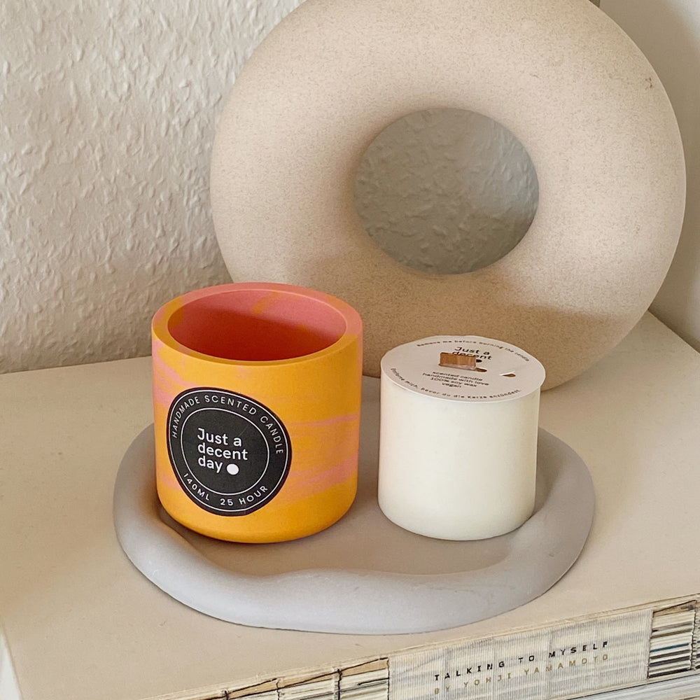 
                      
                        Refillable scented candle - 04 sunshine
                      
                    